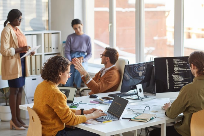 Consultancy in de zorgsector: specialisten werken aan data-analyse en zorgstrategie